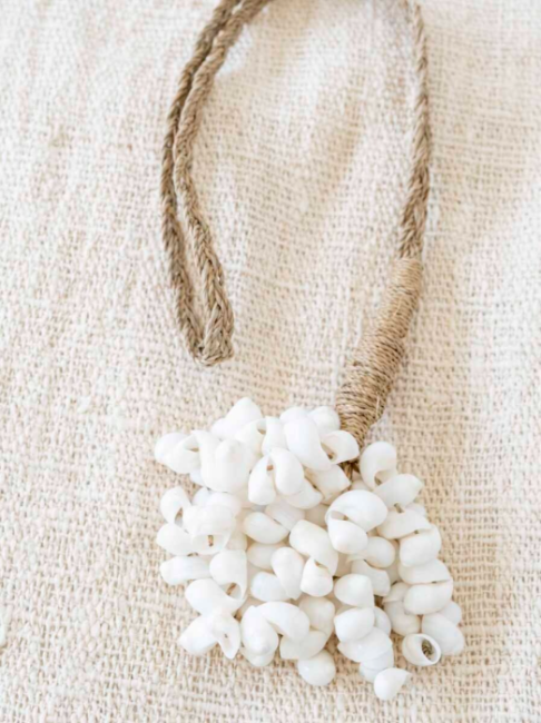 EMBRASSE COQUILLAGE