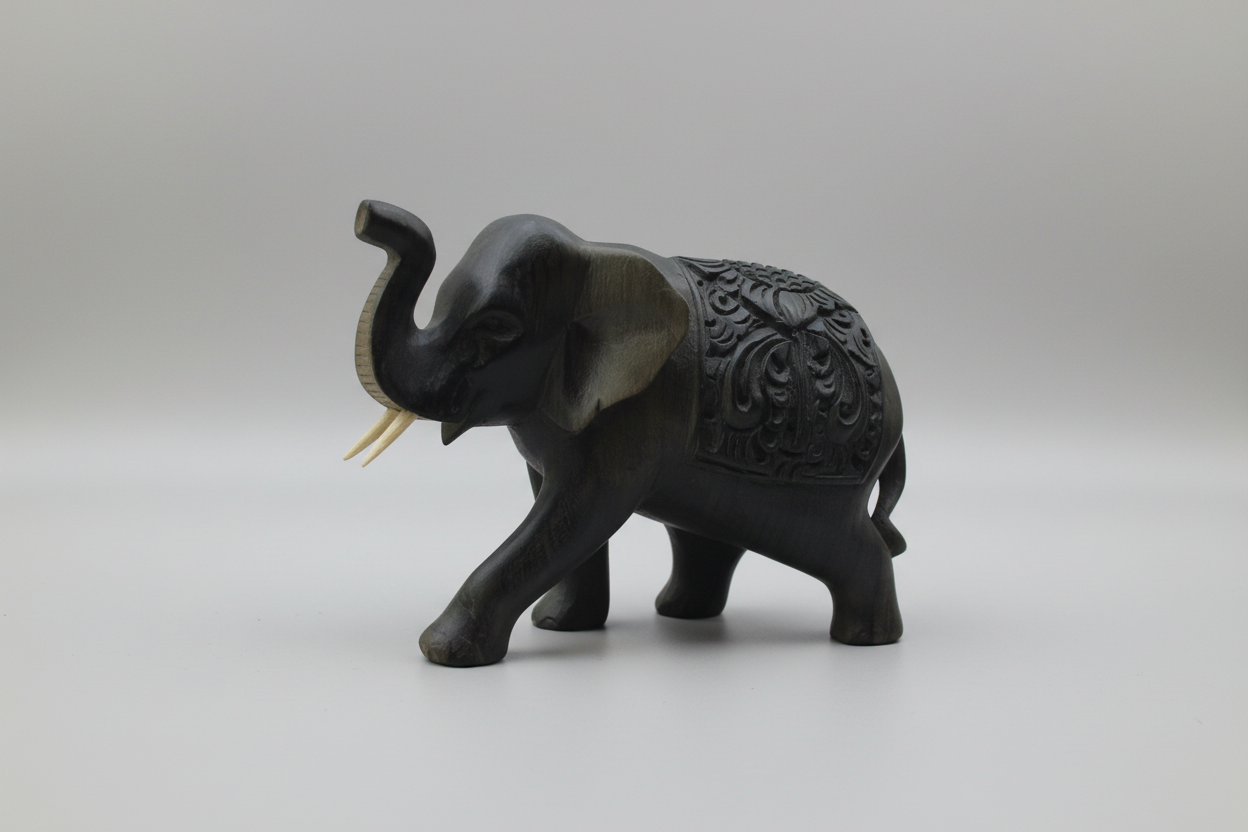 ELEPHANT EN EUCALYPTUS