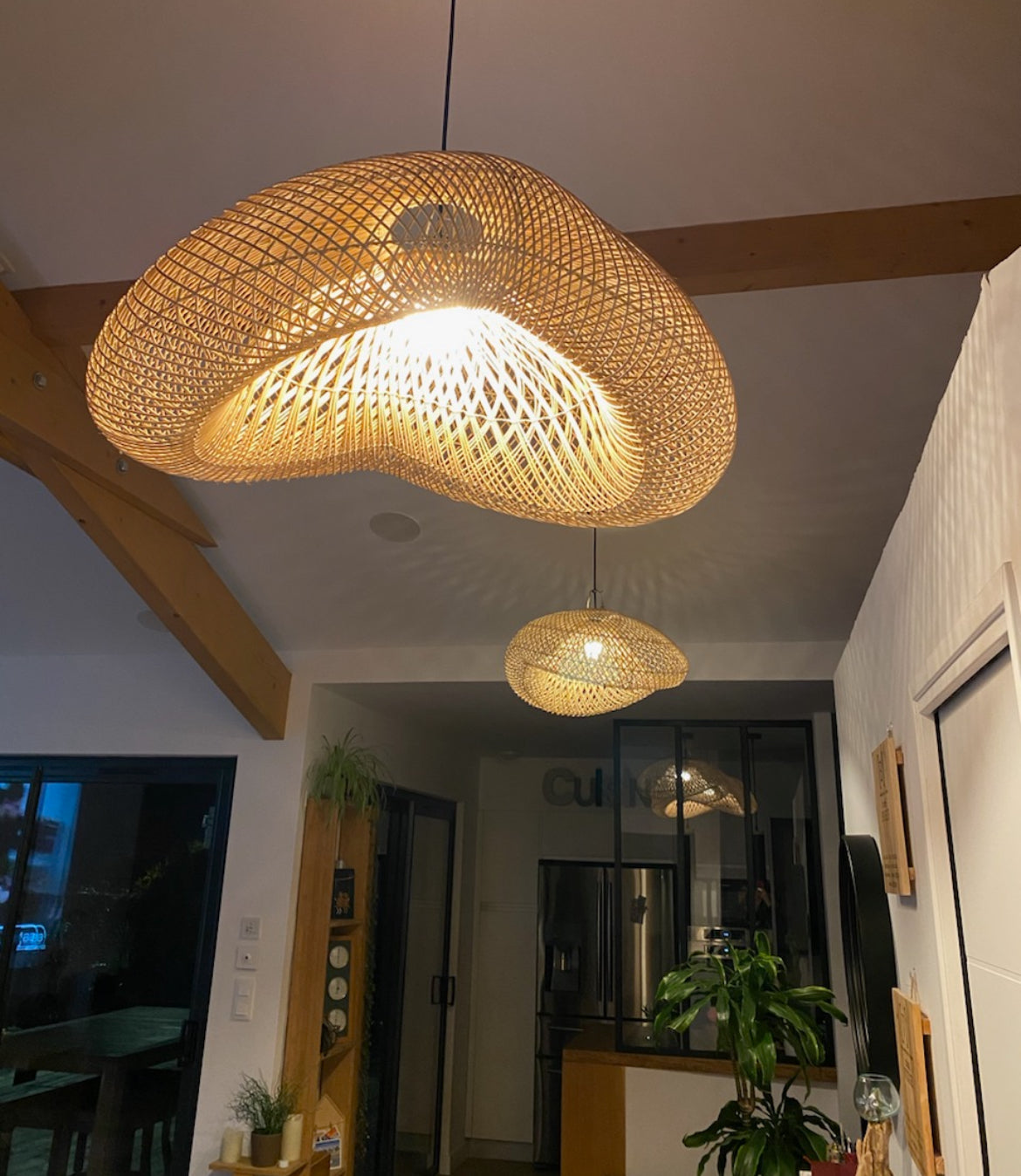 LUSTRE OVALE EN ROTIN