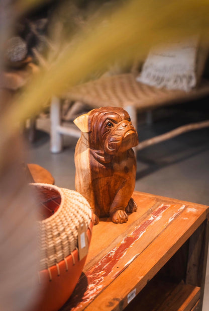 CHIEN BOULEDOGUE TECK